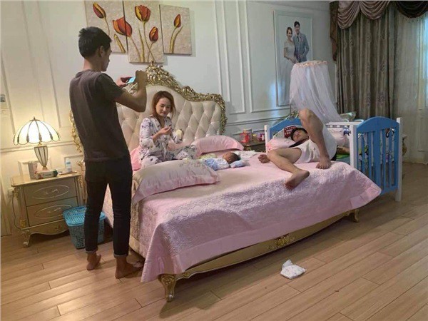 Hot: Về nhà đi con hé lộ cảnh Thư bụng mang dạ chửa, Vũ nằm cạnh chăm con - Ảnh 3. Hot: Về nhà đi con hé lộ cảnh Thư bụng mang dạ chửa, Vũ nằm cạnh chăm con - Ảnh 3.