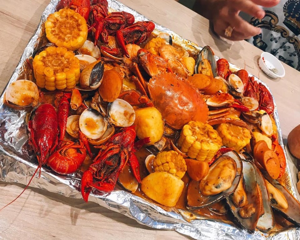 Tôm Hùm Đất 