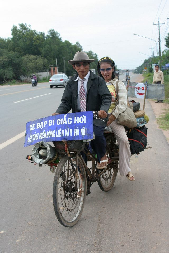 Sự thật đáng ghê tởm đằng sau chuyện tình của gã đàn ông hành nghề giác hơi xuyên Việt và cô vợ nhặt khiến MXH dậy sóng những ngày gần đây - Ảnh 2.