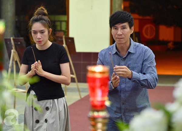 Nhìn nghệ sĩ Lê Bình vẫn đội chiếc mũ quen thuộc lúc nhập quan, nhiều người xúc động rơi nước mắt - Ảnh 35.