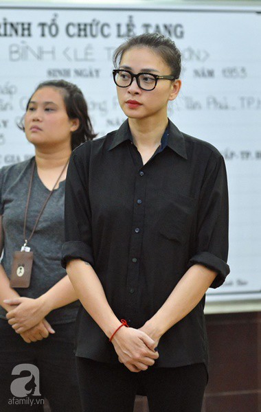 Nhìn nghệ sĩ Lê Bình vẫn đội chiếc mũ quen thuộc lúc nhập quan, nhiều người xúc động rơi nước mắt - Ảnh 33.