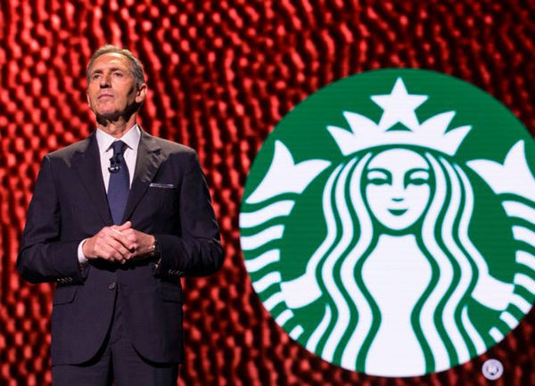 Cựu CEO Starbucks: Từ kẻ nhặt rác, phải bán máu kiếm tiền tới tỷ phú cà phê - Ảnh 1.