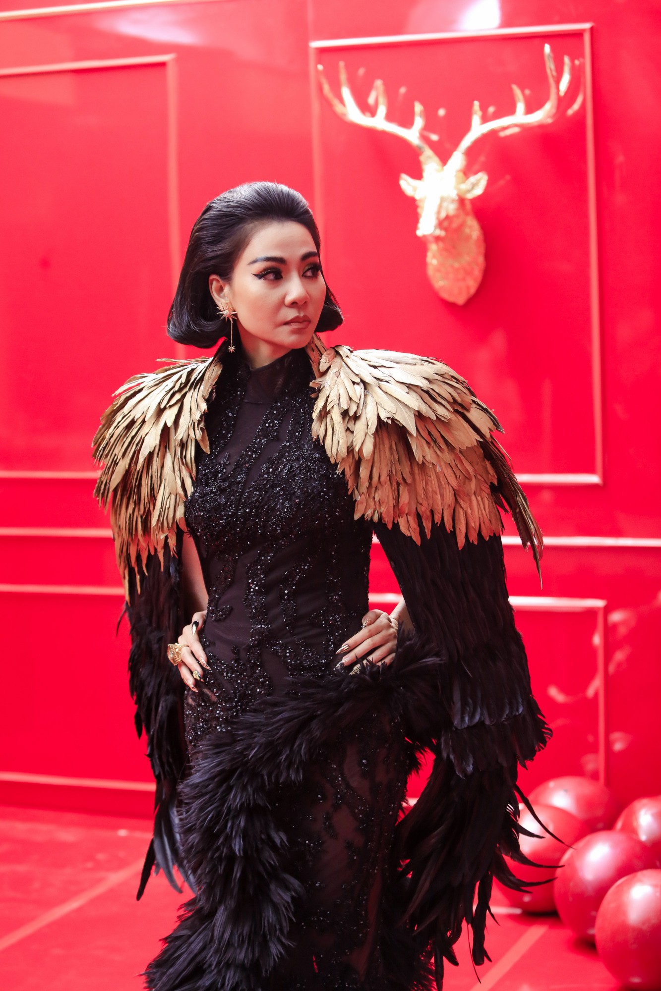 Lộ hình ảnh sắc sảo uy quyền và bộ váy gây choáng của Thu Minh trong dự án “kinh khủng nhất từ trước tới nay” - Ảnh 3.