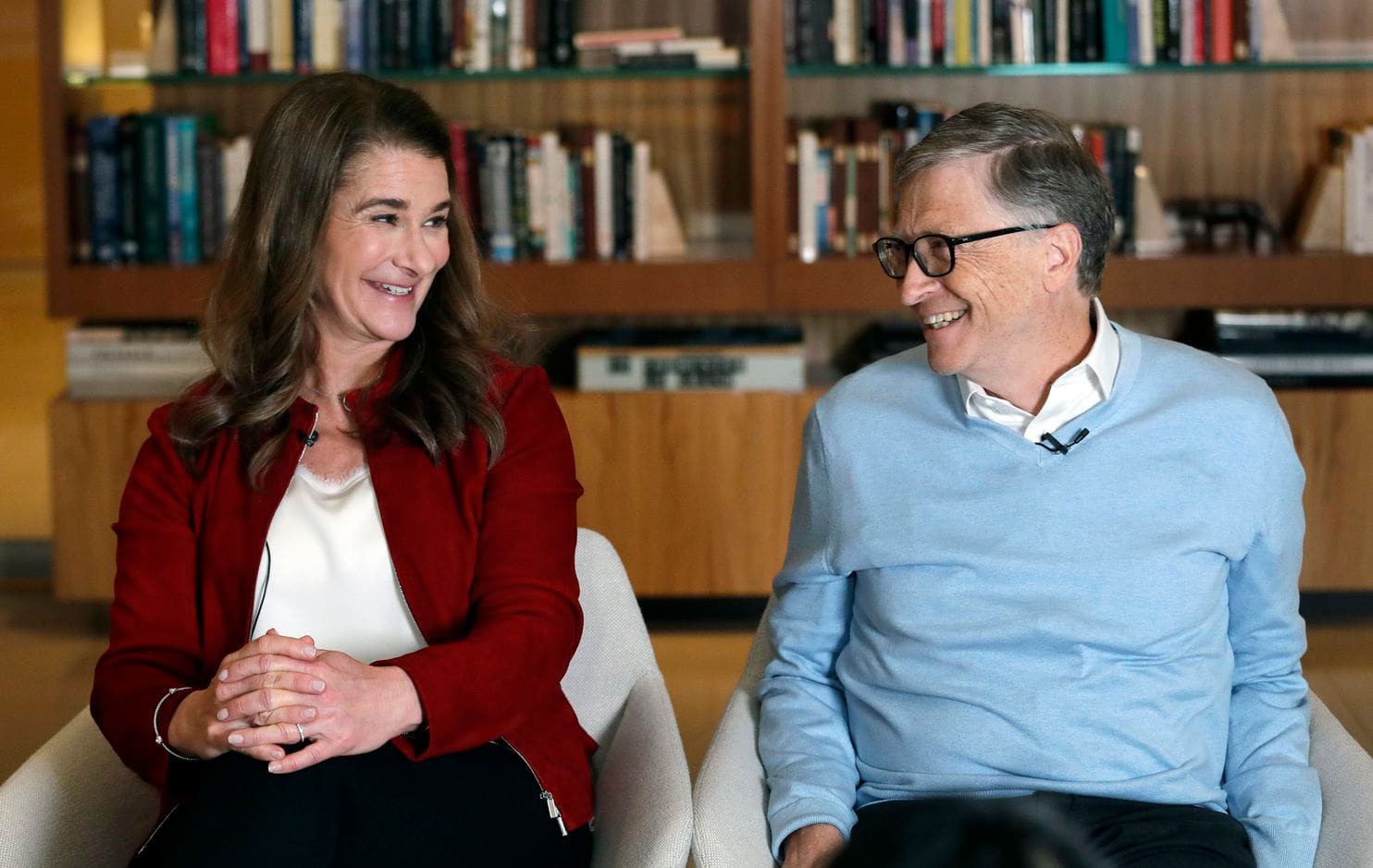 Đừng tưởng tỷ phú rửa bát Bill Gates đã ngoan ngay từ đầu nhé, tất cả là nhờ chiêu dạy chồng bài bản của người vợ bản lĩnh này đây - Ảnh 1.