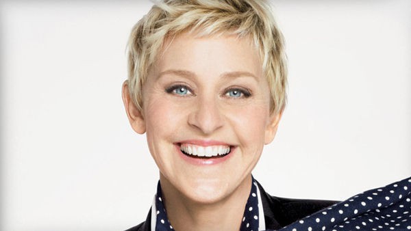 Nữ MC đồng tính thành danh nhất thế giới Ellen DeGeneres: Từng làm đủ nghề để kiếm sống, bị cha dượng lạm dụng tình dục - Ảnh 6. Nữ MC đồng tính thành danh nhất thế giới Ellen DeGeneres: Từng làm đủ nghề để kiếm sống, bị cha dượng lạm dụng tình dục - Ảnh 6.