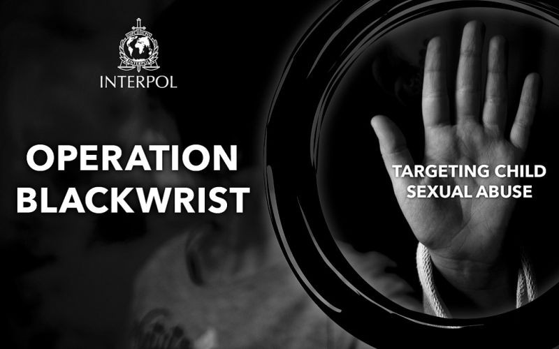Interpol giải cứu 50 trẻ em khi triệt phá đường dây ấu dâm qua mạng - Ảnh 1.