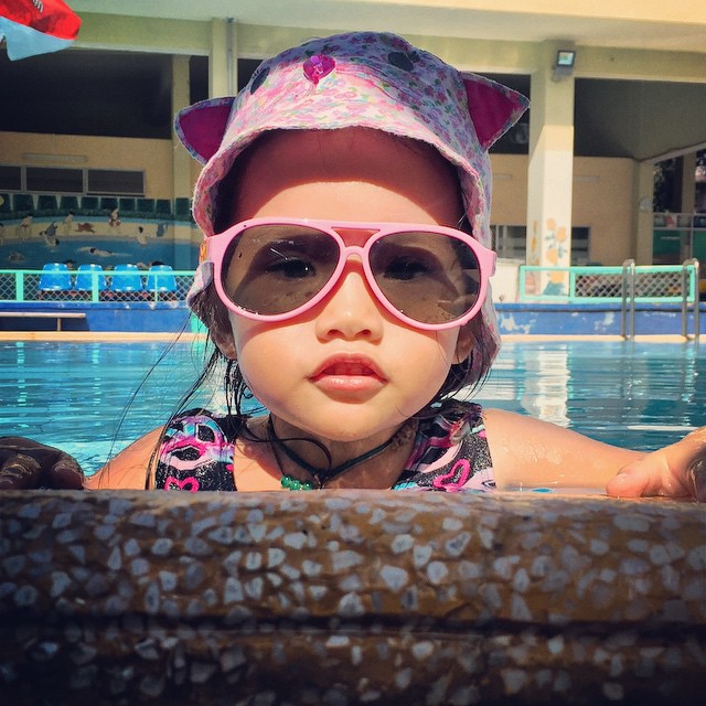 1/6 chưa biết đưa con đi đâu, phụ huynh Sài Gòn có thể tham khảo top 4 bể bơi thích hợp cho trẻ em này - Ảnh 11.