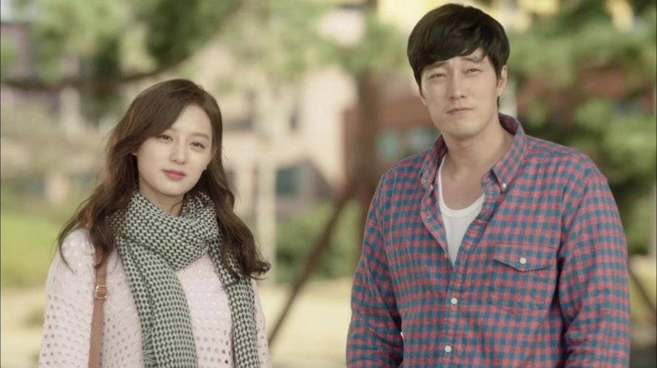 Trước khi yêu Song Joong Ki, Kim Ji Won dính thính cực mạnh từ 5 nam thần màn ảnh này: Số 5 còn bị đồn hẹn hò! - Ảnh 17.