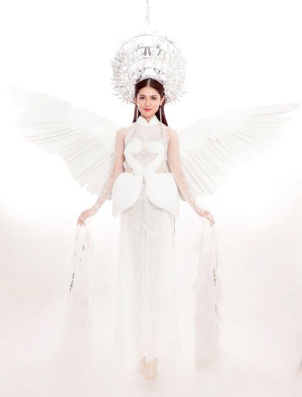 Sốc toàn tập với ý tưởng Bàn thờ dành cho trang phục dân tộc của Hoàng Thùy trong cuộc thi Miss Universe sắp tới  - Ảnh 4.