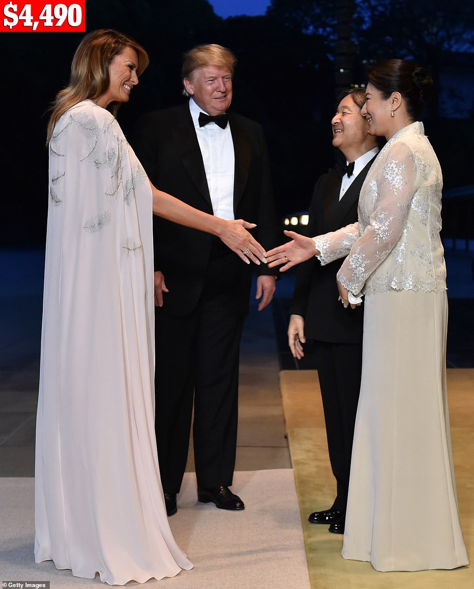 Bà Melania Trump chi gần nửa tỷ đồng trang phục cho chuyến thăm Nhật Bản 4 ngày, biến hóa từ sành điệu đến quý phái - Ảnh 6.