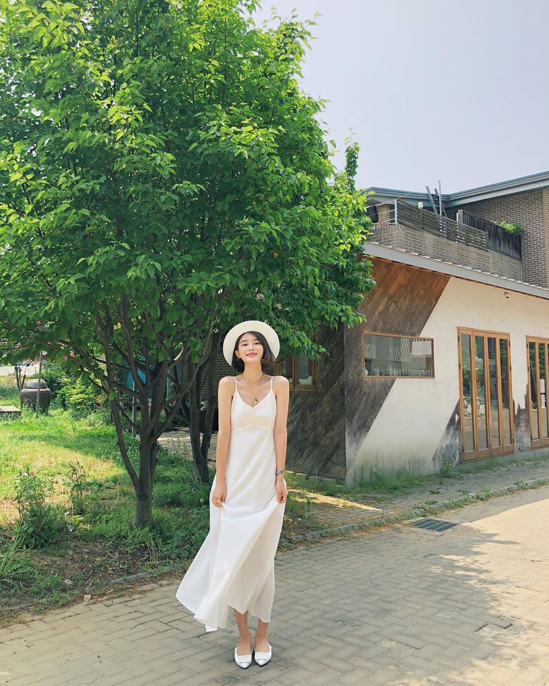 Nô nức diện váy thô mùa hè cho mát, muốn mặc đẹp hãy tham khảo 15 bộ đồ từ street style Châu Á này - Ảnh 7.