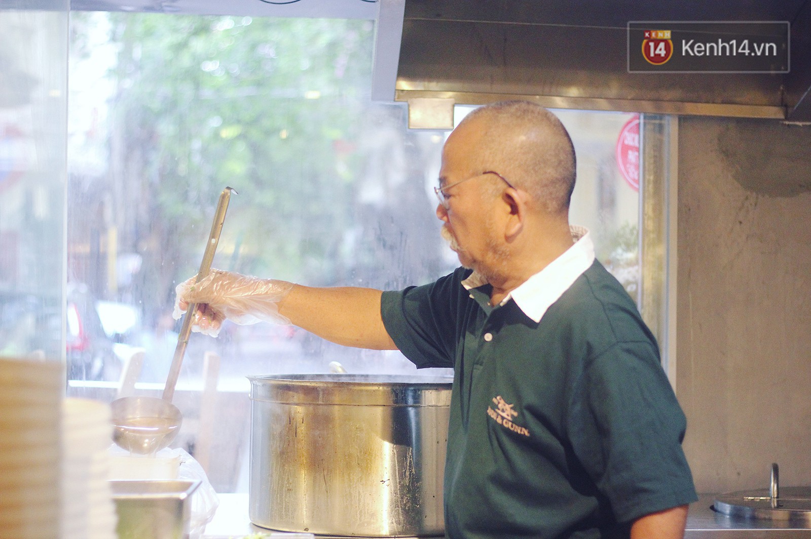Phở Thìn Lò Đúc có thêm cơ sở mới với diện mạo mới toanh, khách đông nườm nượp và luôn trong tình trạng hết hàng - Ảnh 8. Phở Thìn Lò Đúc có thêm cơ sở mới với diện mạo mới toanh, khách đông nườm nượp và luôn trong tình trạng hết hàng - Ảnh 8.