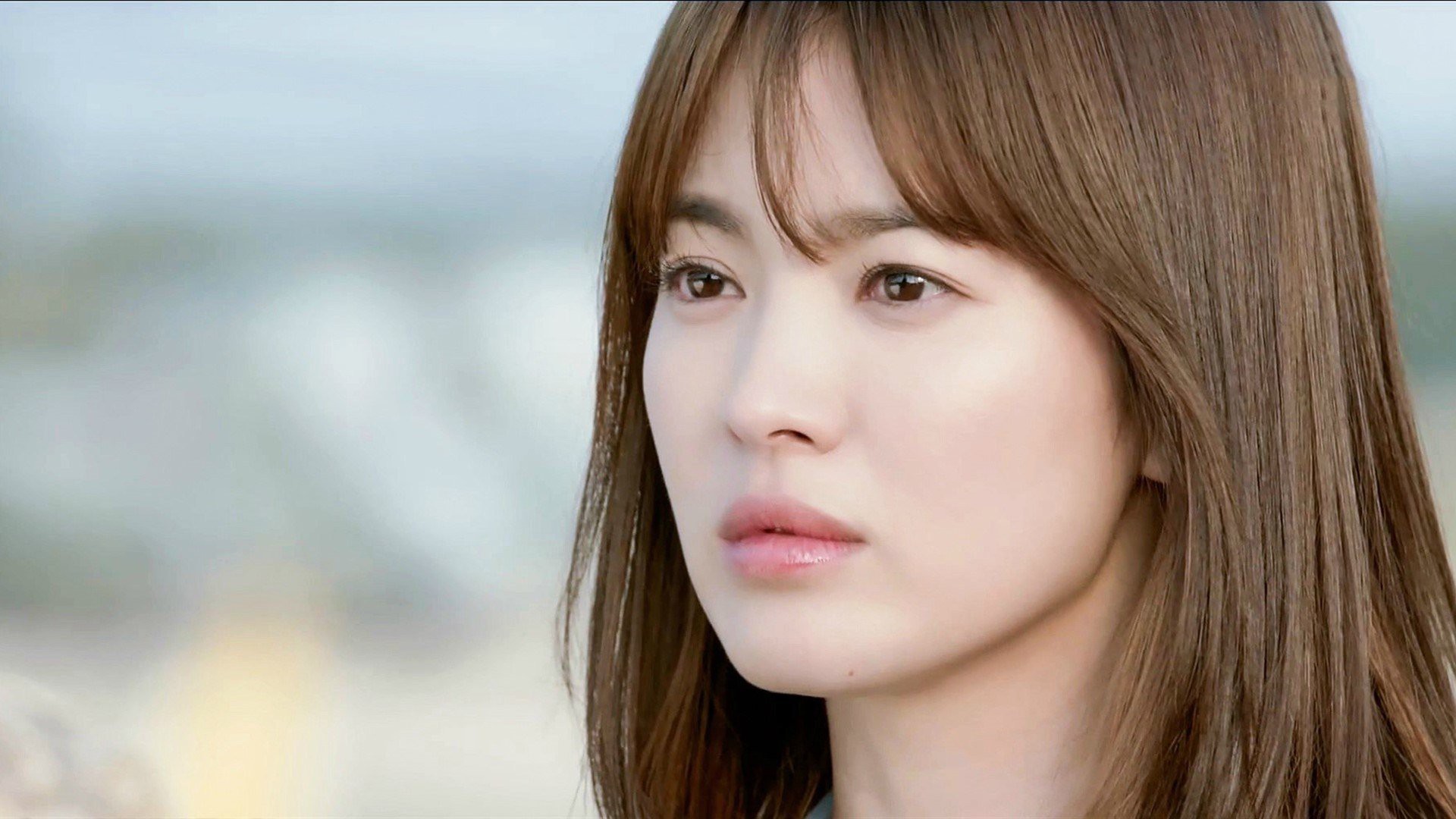 Song Hye Kyo tái xuất, cặp kè nam thần từng đóng phim 18+ sốc nhất màn ảnh Hàn - Ảnh 2.