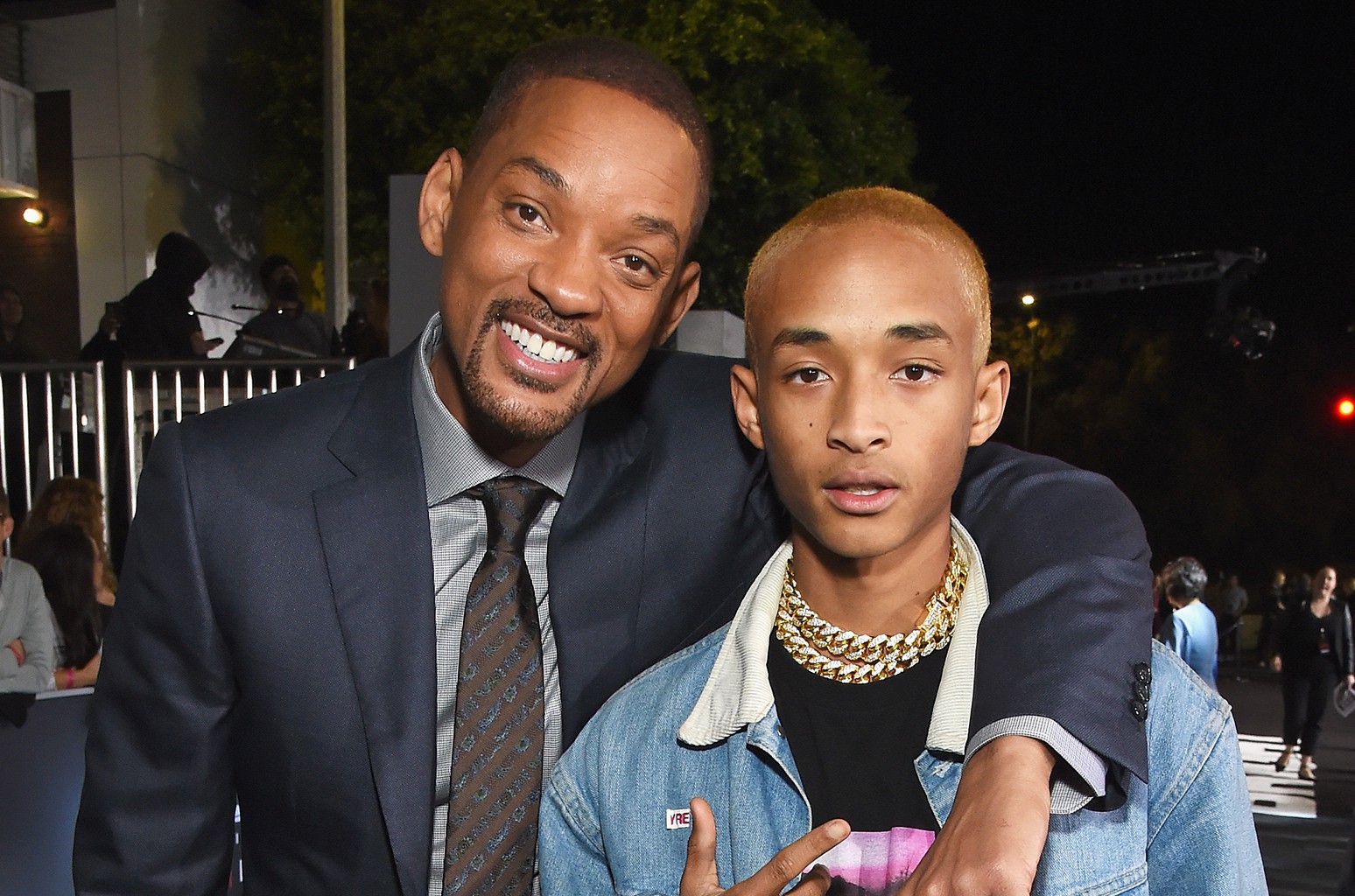 Dàn quý tử nổi tiếng nhà sao Hollywood: Cậu cả Beckham bị dàn trai đẹp cực phẩm đè bẹp, con nhà Will Smith gây choáng - Ảnh 31.