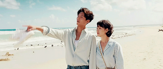 Mặc scandal tiểu tam đe dọa hôn nhân, Song Joong Ki và Song Hye Kyo vẫn là “tường thành” của Kbiz - Ảnh 2.