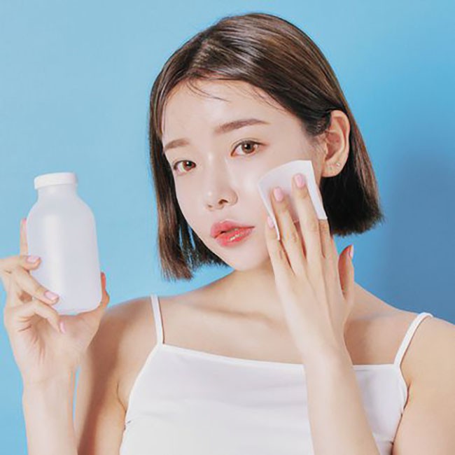 6 lỗi chăm sóc da cơ bản chẳng những không làm chị em đẹp lên, mà thậm chí còn đẩy nhanh quá trình lão hóa - Ảnh 6. 6 lỗi chăm sóc da cơ bản chẳng những không làm chị em đẹp lên, mà thậm chí còn đẩy nhanh quá trình lão hóa - Ảnh 6.