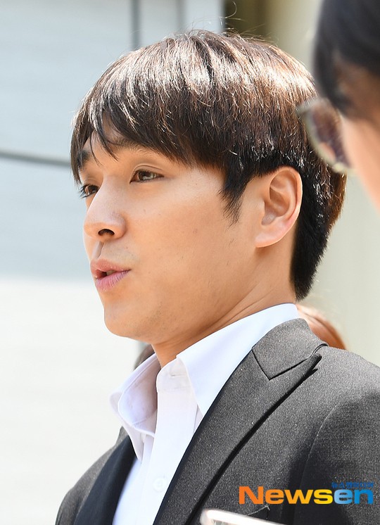 Anh trai Yuri (SNSD) và Choi Jong Hoon chính thức bị bắt, trói chặt bằng dây thừng vì cáo buộc hiếp dâm tập thể - Ảnh 4.