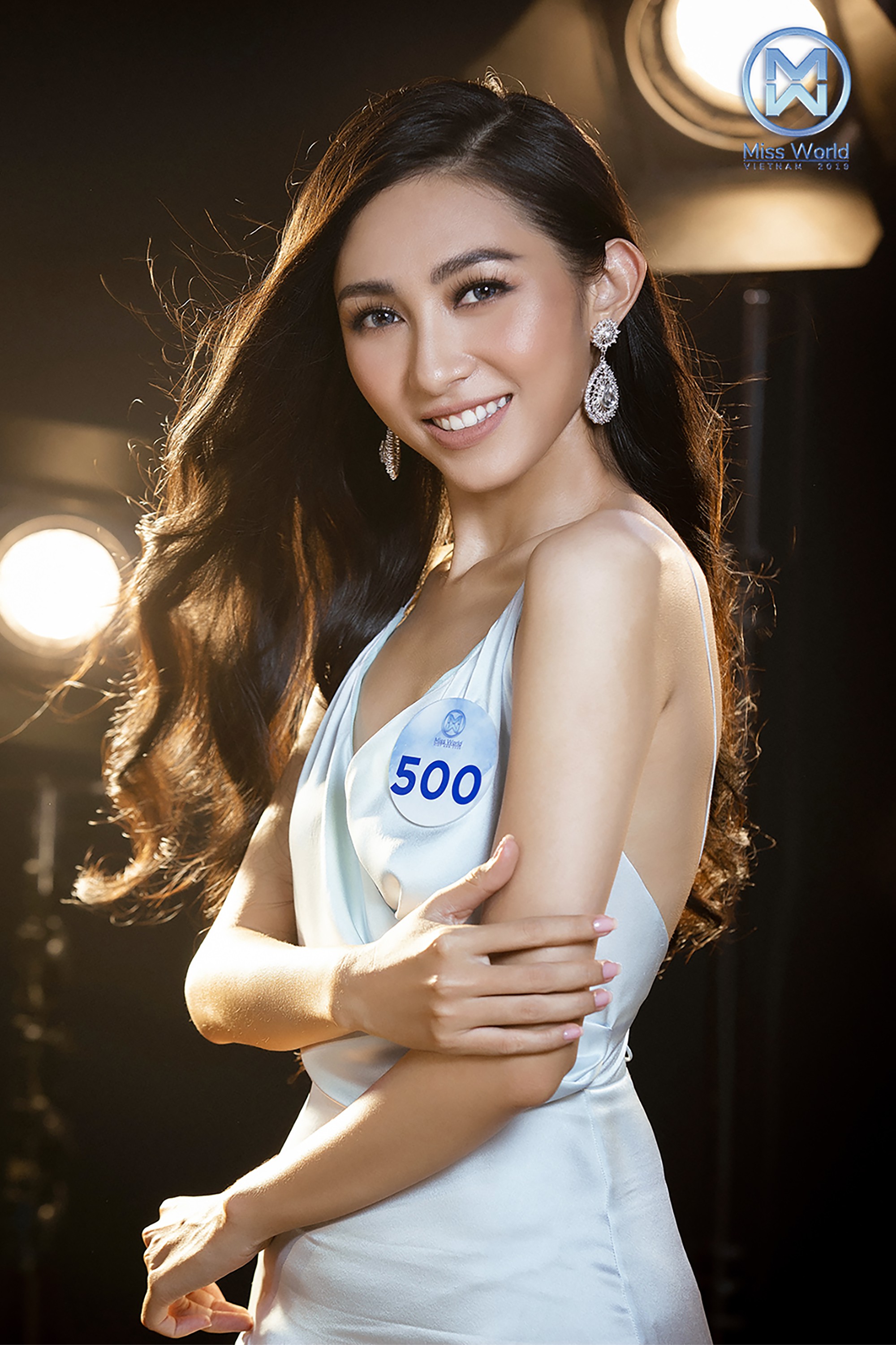 Miss World Việt Nam tung ảnh cực &quot;nuột nà&quot; của 34 người đẹp chung khảo phía Nam, tuyên bố đặc cách thí sinh vào thẳng Chung kết - Ảnh 3.