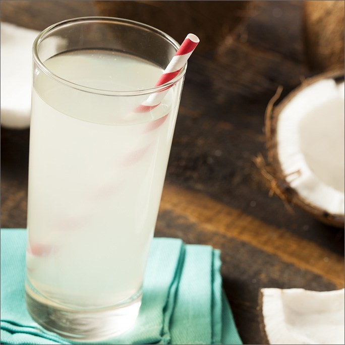 Chuyên gia đưa ra lưu ý để uống nước dừa giúp bạn vừa khoẻ vừa đẹp vào mùa hè - Ảnh 4.