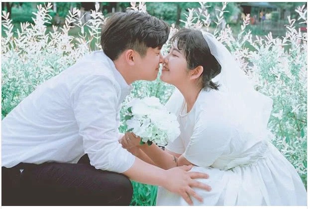 Con gái nữ diễn viên quá cố Choi Jin Sil bất ngờ kết hôn ở tuổi 17?  - Ảnh 1.