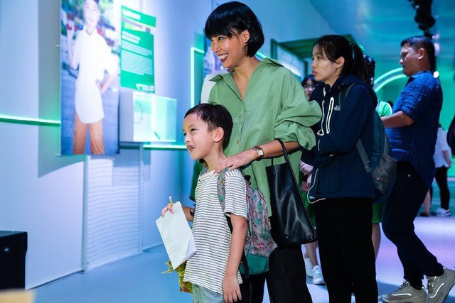 Vật dụng cũ mòn tiếp lửa đam mê cho những nhà vô địch tương lai - Ảnh 2. Vật dụng cũ mòn tiếp lửa đam mê cho những nhà vô địch tương lai - Ảnh 2.