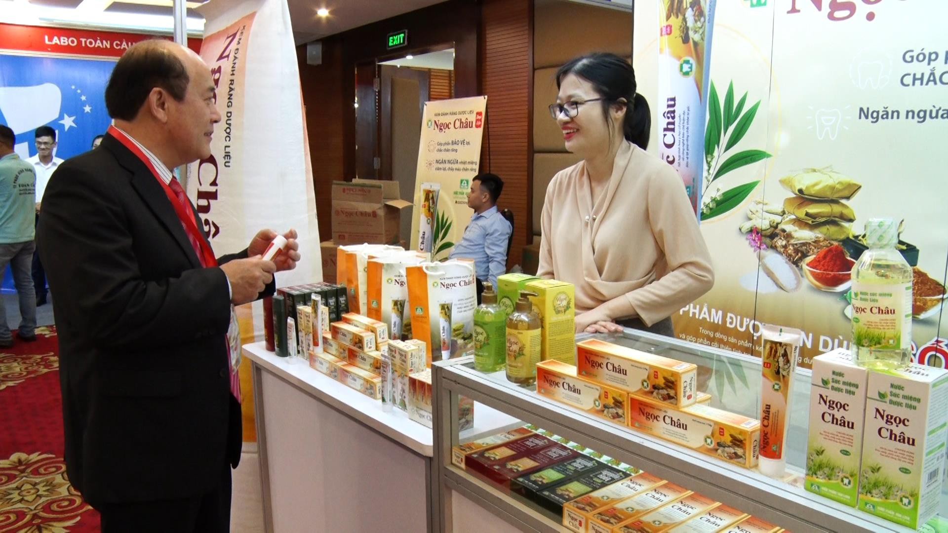 Kem đánh răng dược liệu Ngọc Châu liên tục cập nhật kiến thức chuyên môn, cải tiến chất lượng phù hợp người tiêu dùng Việt - Ảnh 2.