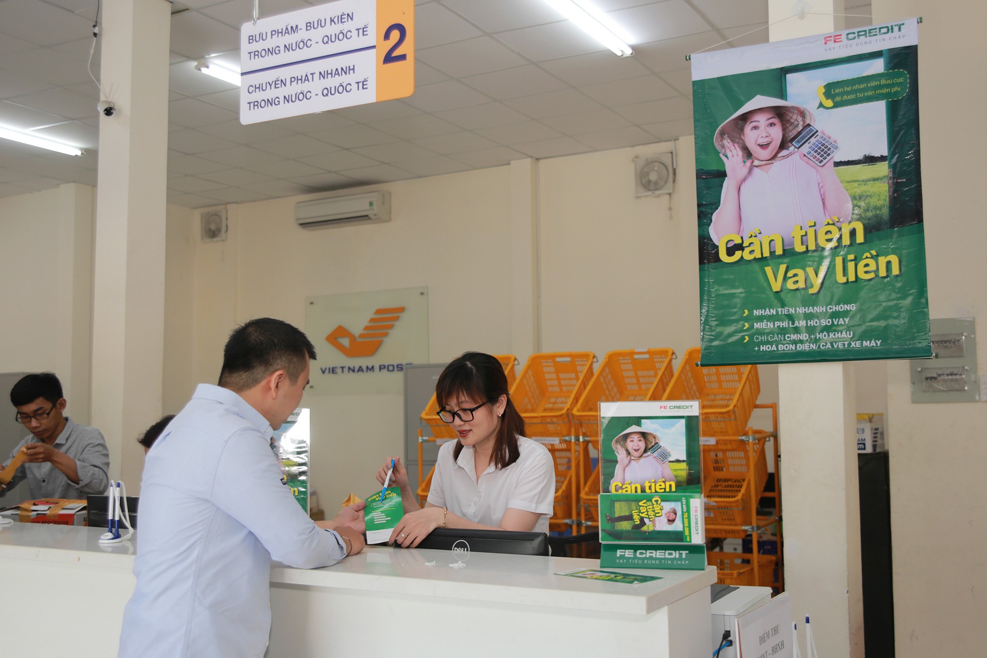 FE CREDIT hợp tác với Bưu điện Việt Nam giới thiệu dịch vụ cho vay tiêu dùng tới khu vực nông thôn - Ảnh 2.