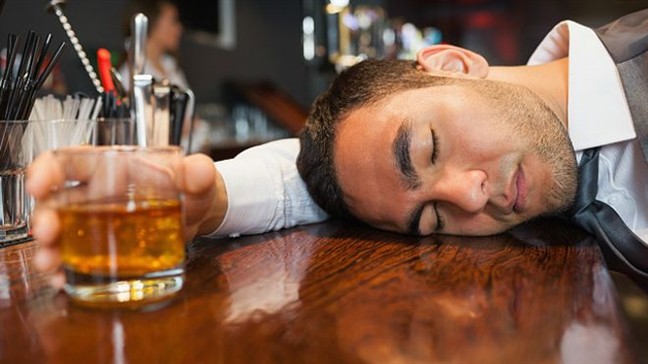 151127115639_drunk_man_640x360_thinkstock_nocredit_141016880