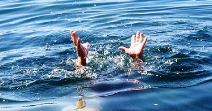 Tìm thấy thi thể hai du khách bị sóng cuốn trôi khi tắm biển tại Quảng Ninh - Ảnh 1.