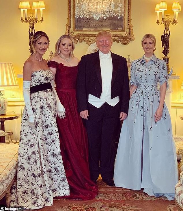 Lấn át cả công nương Kate, xa xỉ không thua gì phu nhân Melania Trump, ái nữ nhà Trump khiến cả thế giới hết lời khen ngợi trước gu thời trang tinh tế của mình - Ảnh 9.