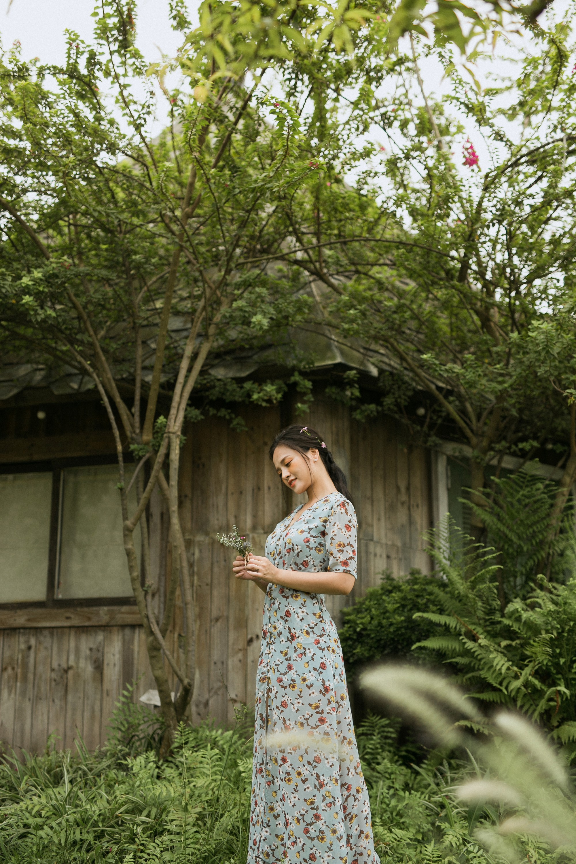 Quên My Sói đi, Thu Quỳnh giờ đã là người phụ nữ yếu mềm nhu nhược của "Về nhà đi con" rồi - Ảnh 4. Quên My Sói đi, Thu Quỳnh giờ đã là người phụ nữ yếu mềm nhu nhược của "Về nhà đi con" rồi - Ảnh 4.