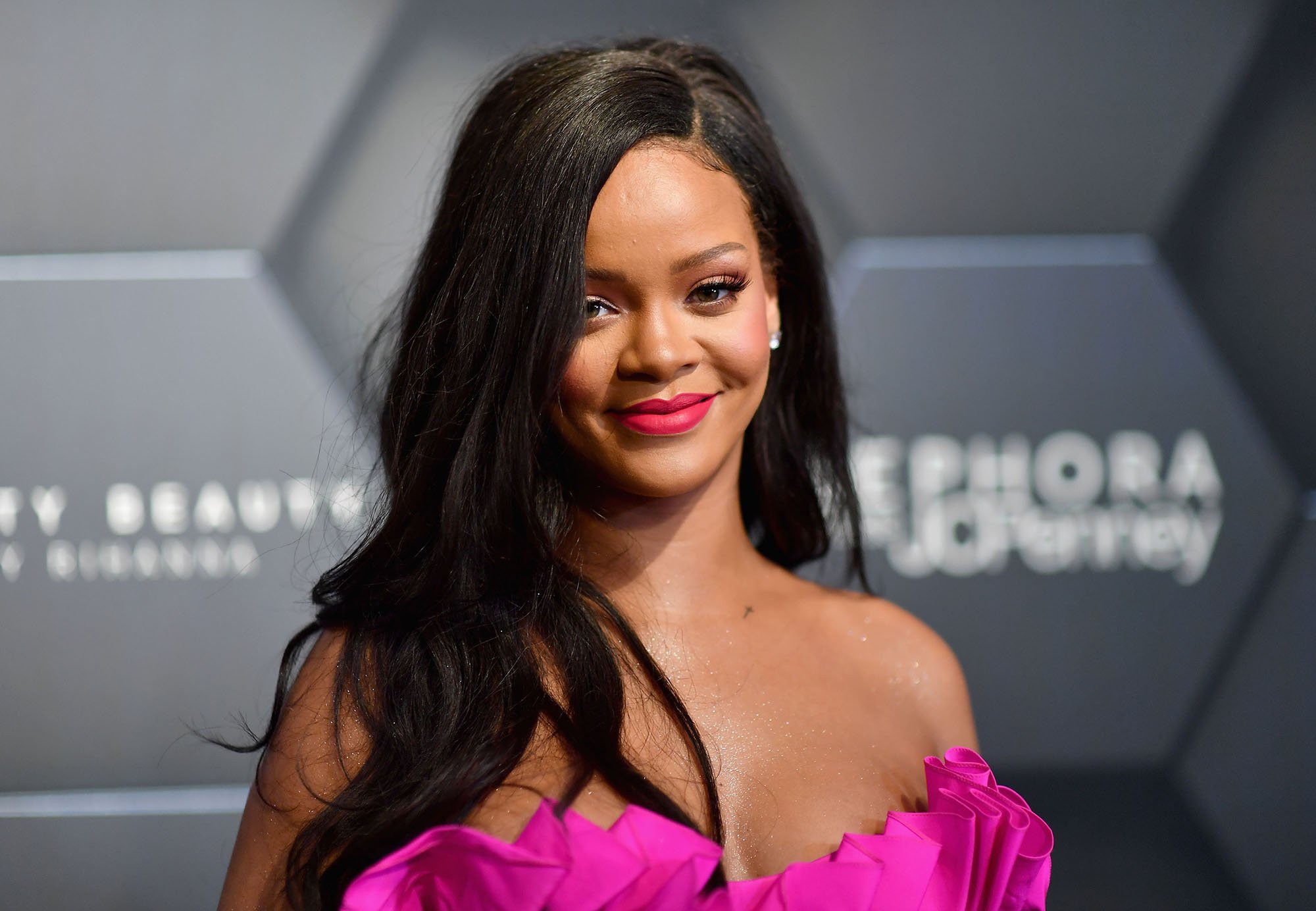 Top 80 phụ nữ giàu nhất nước Mỹ: Rihanna bỏ xa Taylor Swift trong ngỡ ngàng, tỷ phú Kylie Jenner vượt mặt cả chị Kim - Ảnh 1. Top 80 phụ nữ giàu nhất nước Mỹ: Rihanna bỏ xa Taylor Swift trong ngỡ ngàng, tỷ phú Kylie Jenner vượt mặt cả chị Kim - Ảnh 1.