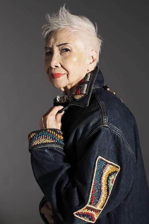 Cụ bà gần 100 tuổi làm mẫu ‘nổi như cồn’ trong làng thời trang Hong Kong - Ảnh 7.