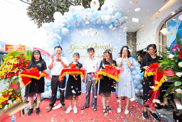 Khuấy động con phố Quang Trung với sự ra mắt chi nhánh thứ 20 của thương hiệu thời trang trẻ Germe tại Quảng Ngãi - Ảnh 9.