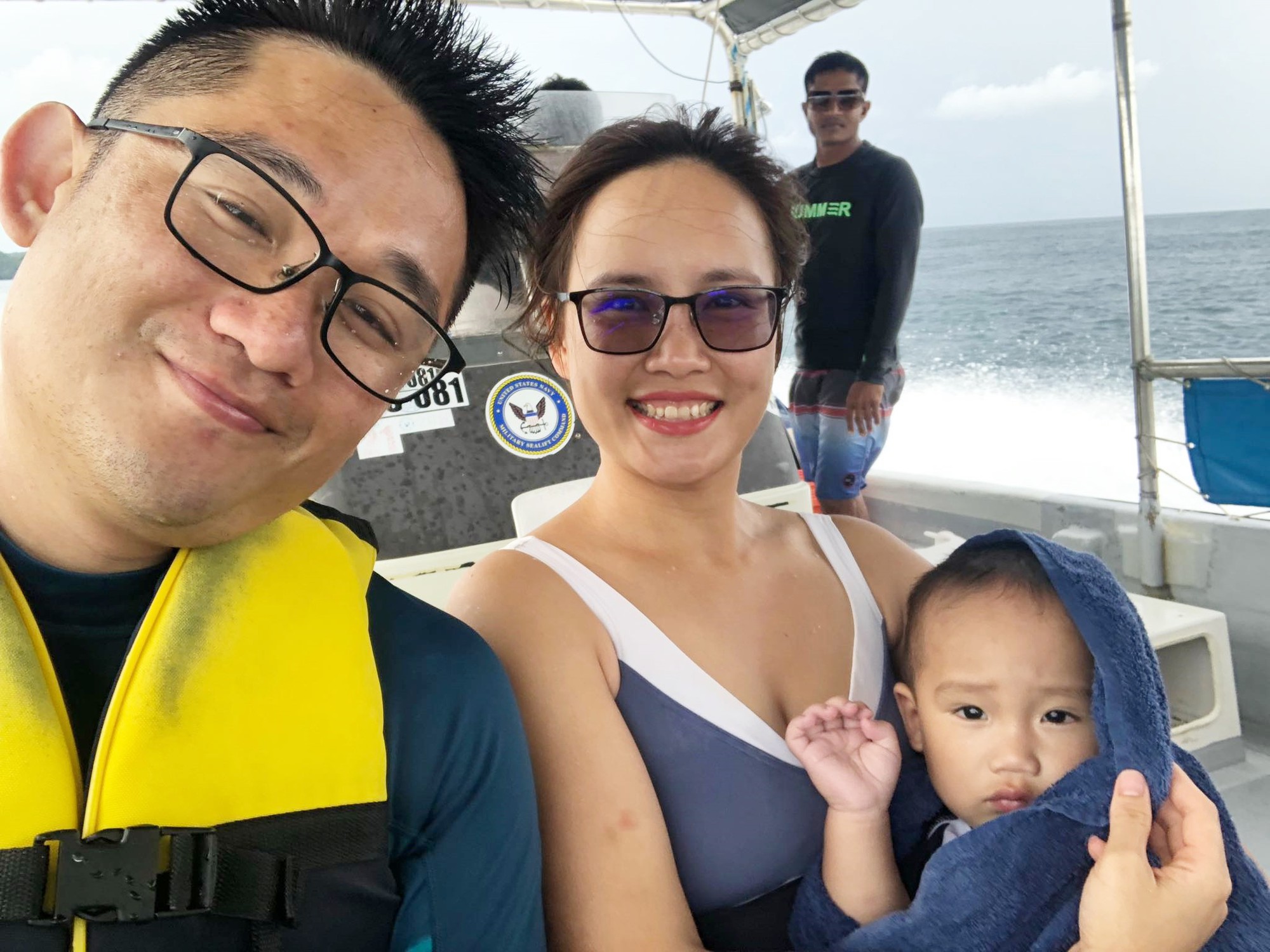 Du lịch thiên đường lặn biển Palau cùng gia đình con nhỏ 14 tháng, chồng lái trực thăng đưa vợ đi chơi - Ảnh 7.