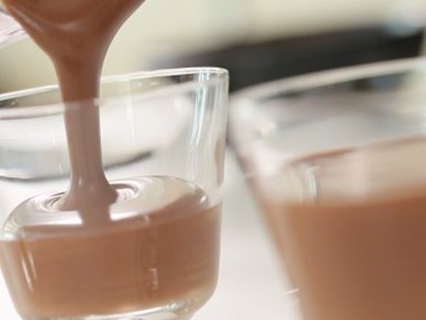 Mousse chocolate mát ngọt ngày nóng - Ảnh 5.