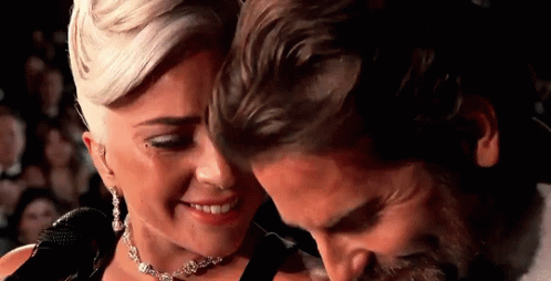 Tình yêu không có lỗi, lỗi ở ánh mắt Lady Gaga trao Bradley Cooper trong A Star Is Born quá đỗi "gian tình" - Ảnh 14. Tình yêu không có lỗi, lỗi ở ánh mắt Lady Gaga trao Bradley Cooper trong A Star Is Born quá đỗi "gian tình" - Ảnh 14.