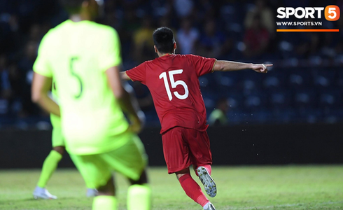 [Trực tiếp chung kết King's Cup] Việt Nam 1-1 Curacao: Đức Huy đệm lòng tinh tế, quân bình tỉ số sau pha dàn xếp đẹp &quot;như mơ&quot; - Ảnh 6.