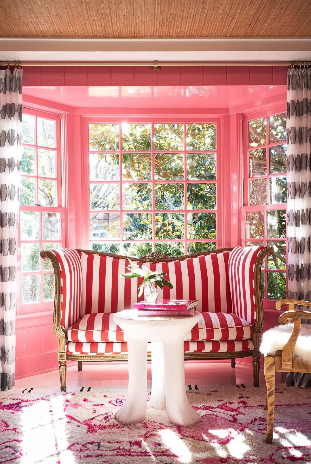 12 ngôi nhà sơn màu hồng cực cool khiến bạn không thể không thích ...