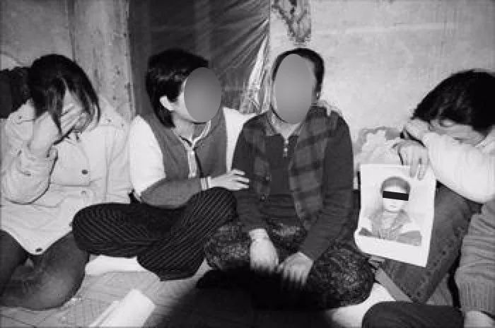 Vụ án giết trẻ liên hoàn ở Trung Quốc: Tên đồ tể dụ dỗ và sát hại 6 đứa trẻ, chết rồi vẫn để lại nỗi oán hận thấu trời xanh - Ảnh 9.