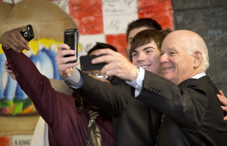 Những bức ảnh selfie bất chấp cho chúng ta thấy mạng xã hội đã chi phối và thao túng chúng ta như thế nào - Ảnh 18.