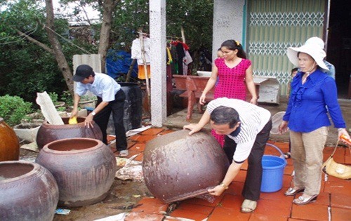 Chuyên gia nhấn mạnh 10 lưu ý trong chăm sóc bệnh nhi sốt xuất huyết - Ảnh 2.