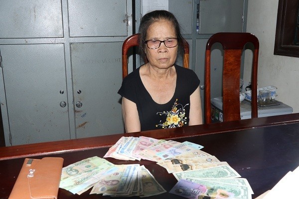 Cụ bà 75 tuổi đi 300km vào Hà Tĩnh hành nghề móc túi - Ảnh 1.