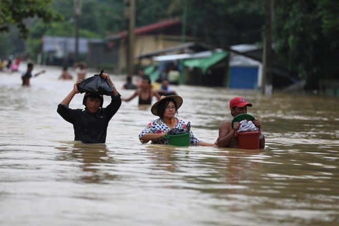 Lũ lụt hoành hành tại Myanmar, hơn 9.000 hộ gia đình phải sơ tán - Ảnh 1.