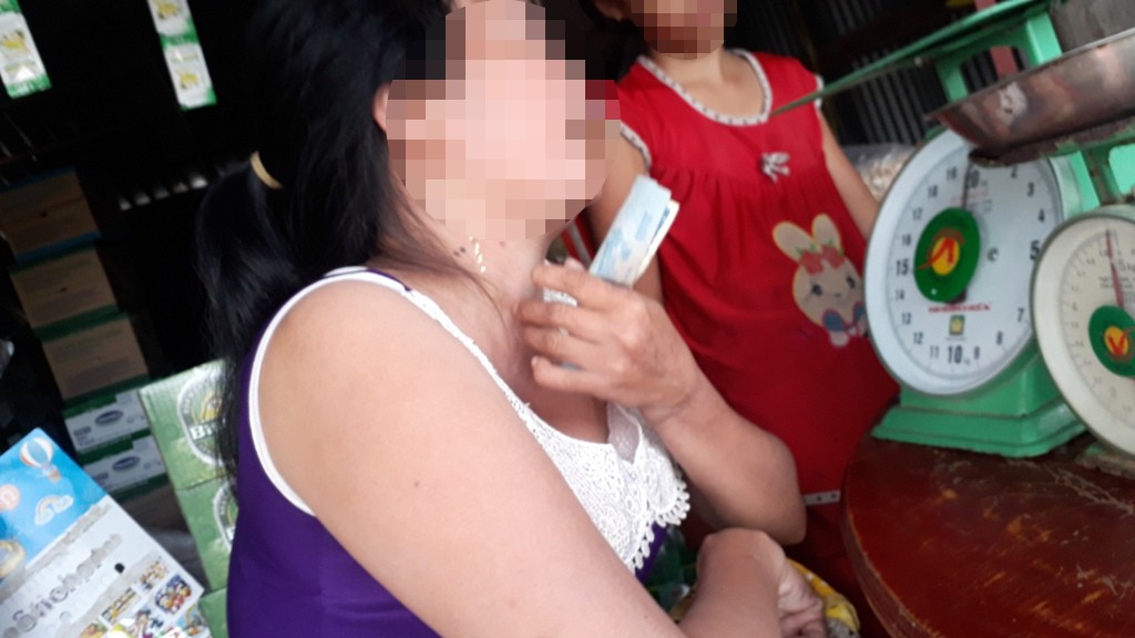 Người vợ kể lại khoảnh khắc kinh hoàng bị chồng cũ chích điện và cưỡng bức - Ảnh 3. Người vợ kể lại khoảnh khắc kinh hoàng bị chồng cũ chích điện và cưỡng bức - Ảnh 3.