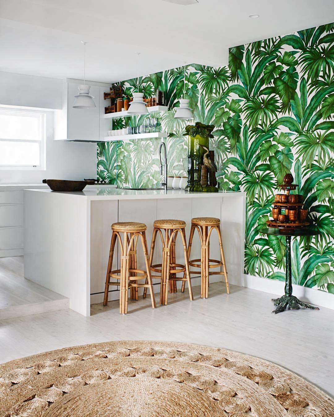 Trang trí nhà bếp theo phong cách nhiệt đới, truyền cảm hứng cho một mùa hè sôi động - Ảnh 13.