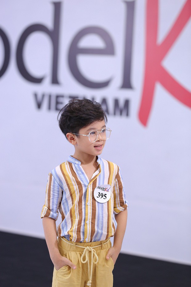 Model Kid Vietnam: Tại sao trẻ em cứ phải son phấn, mặc đồ người lớn mới được công nhận là mẫu nhí? - Ảnh 13.