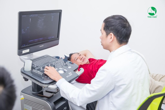 Được thông tuyến bảo hiểm y tế, người dân hồ hởi đăng ký khám tại Thu Cúc - Ảnh 6. Được thông tuyến bảo hiểm y tế, người dân hồ hởi đăng ký khám tại Thu Cúc - Ảnh 6.