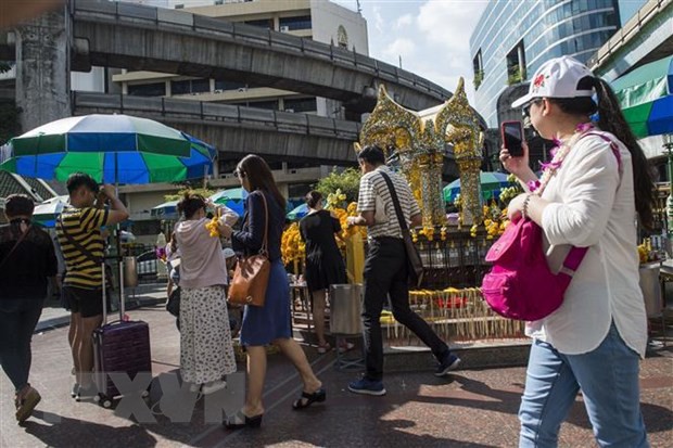 Du khách nước ngoài sẽ phải mua bảo hiểm bắt buộc khi tới Thái Lan - Ảnh 1.
