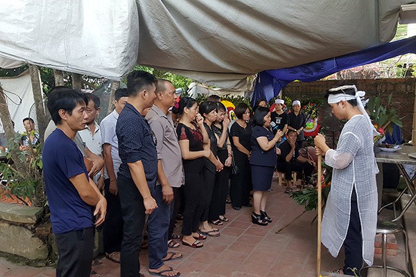 thang-dau-buon-cua-gia-dinh-nu-lao-cong-ha-noi-bi-dam-tu-vong-1